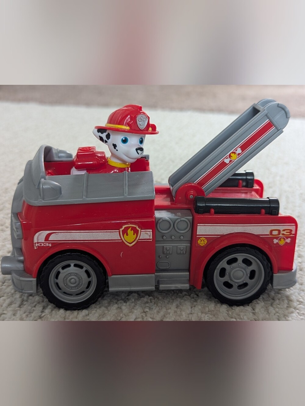 🚒 PAW Patrol Marshall Fire Engine Toy Truck & Action Figure Set